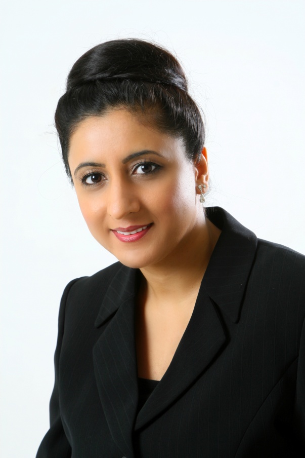 Trusted female dentist in Ealing Greenford
